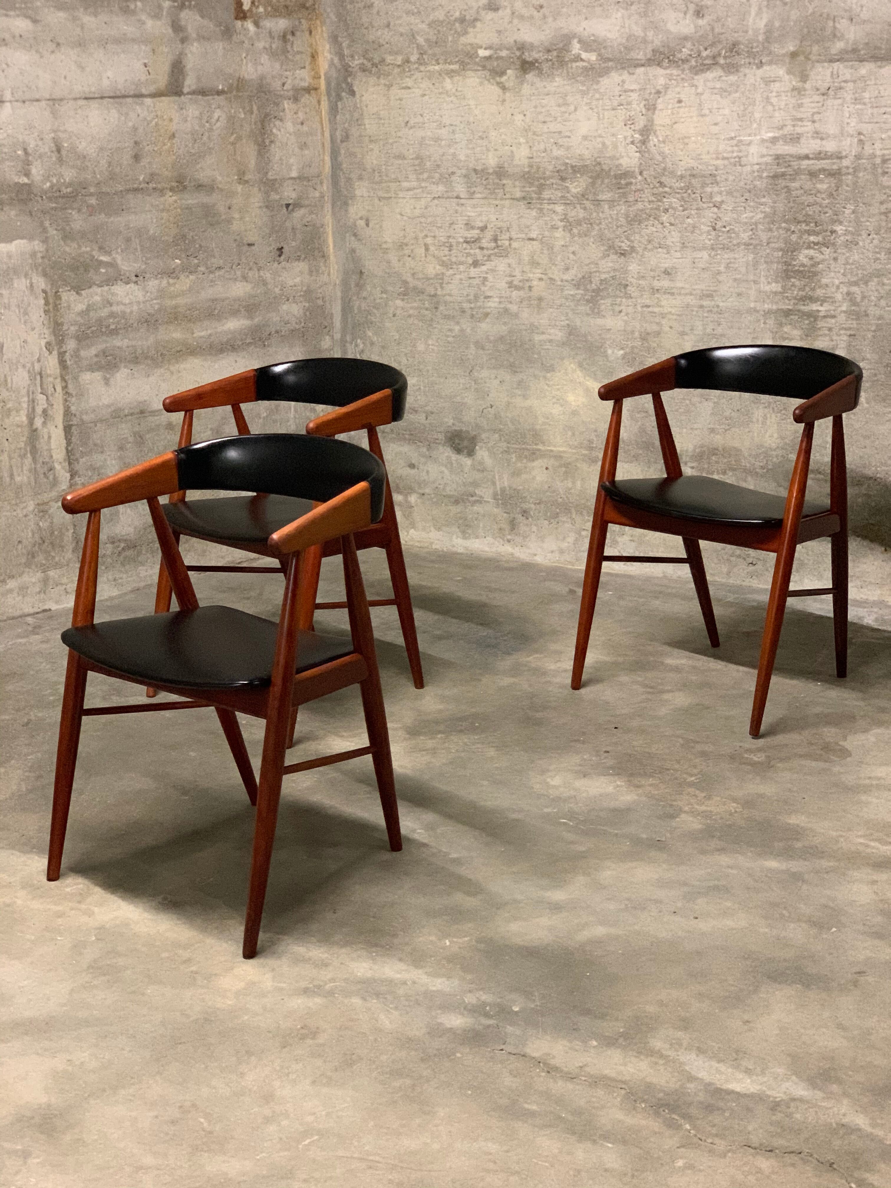 Suite de 3 chaises en teck