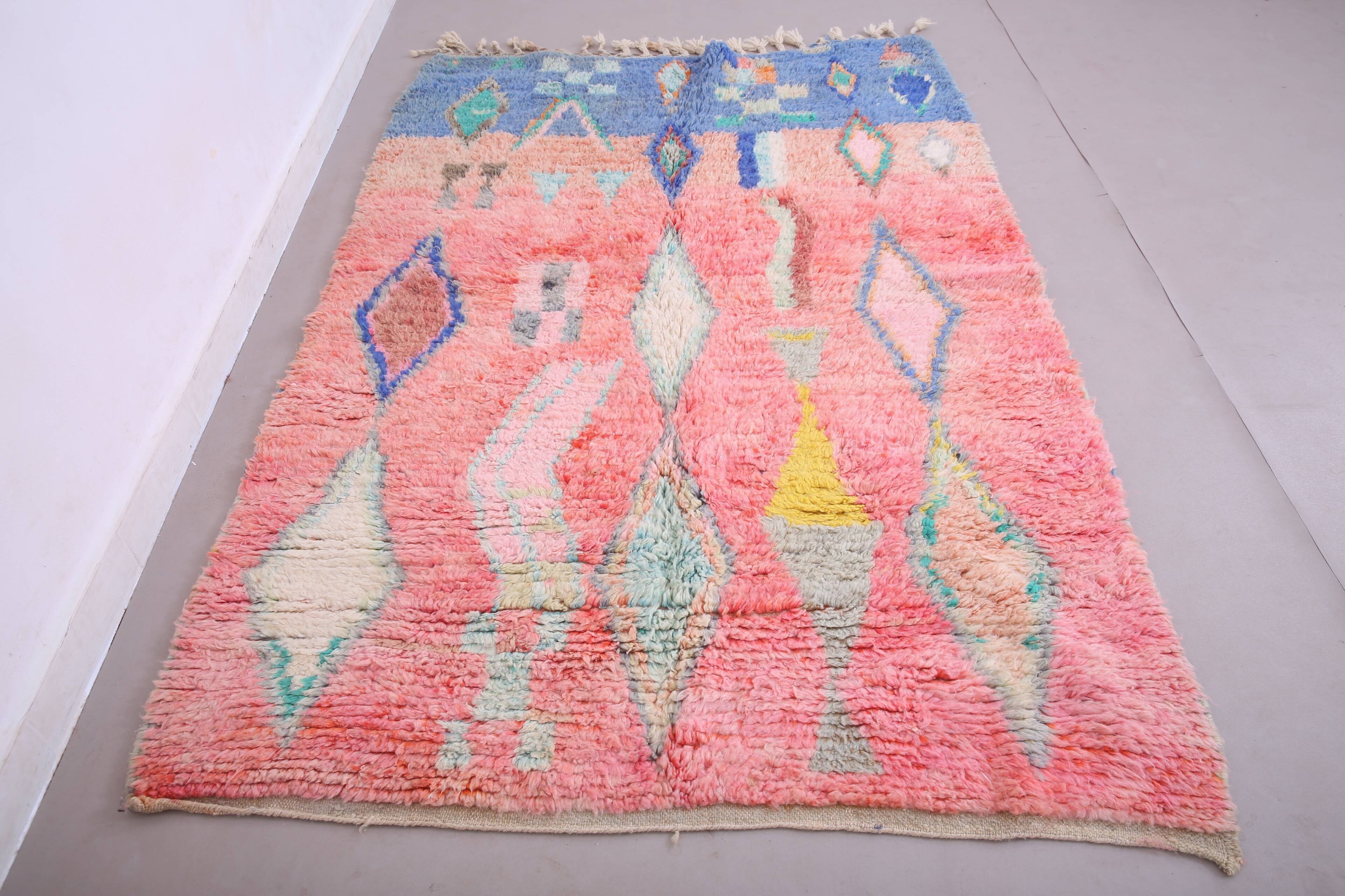 Vintage Moroccan Rug 154 x 231 cm - Abstract Berber Rug - Wool Rug Handmade