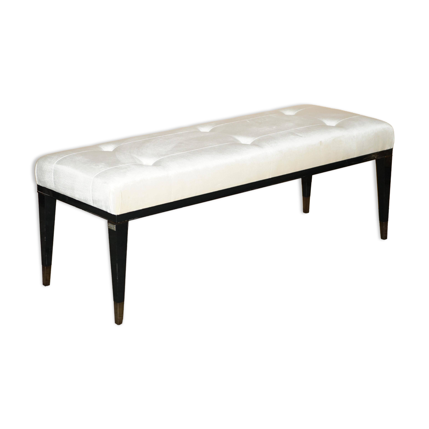 Chesterfield buttoned entrance bench in Fendi Casa velvet