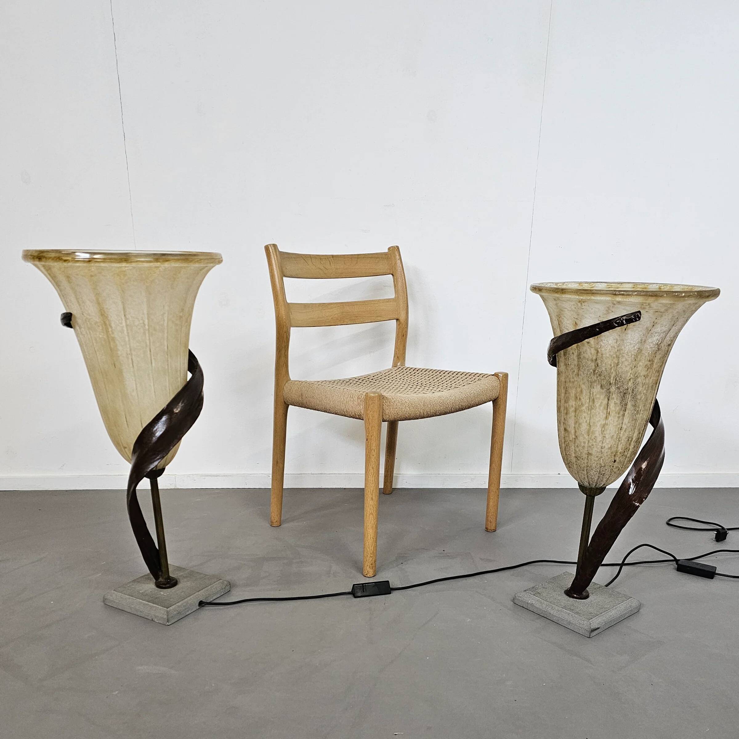 Large Jugendstil floor / table lamps, Roberto Galli, stone base with Italian glass shade