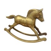 Cheval laiton