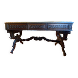 Bureau ancien, bois massif sculpté, style Louis XIII