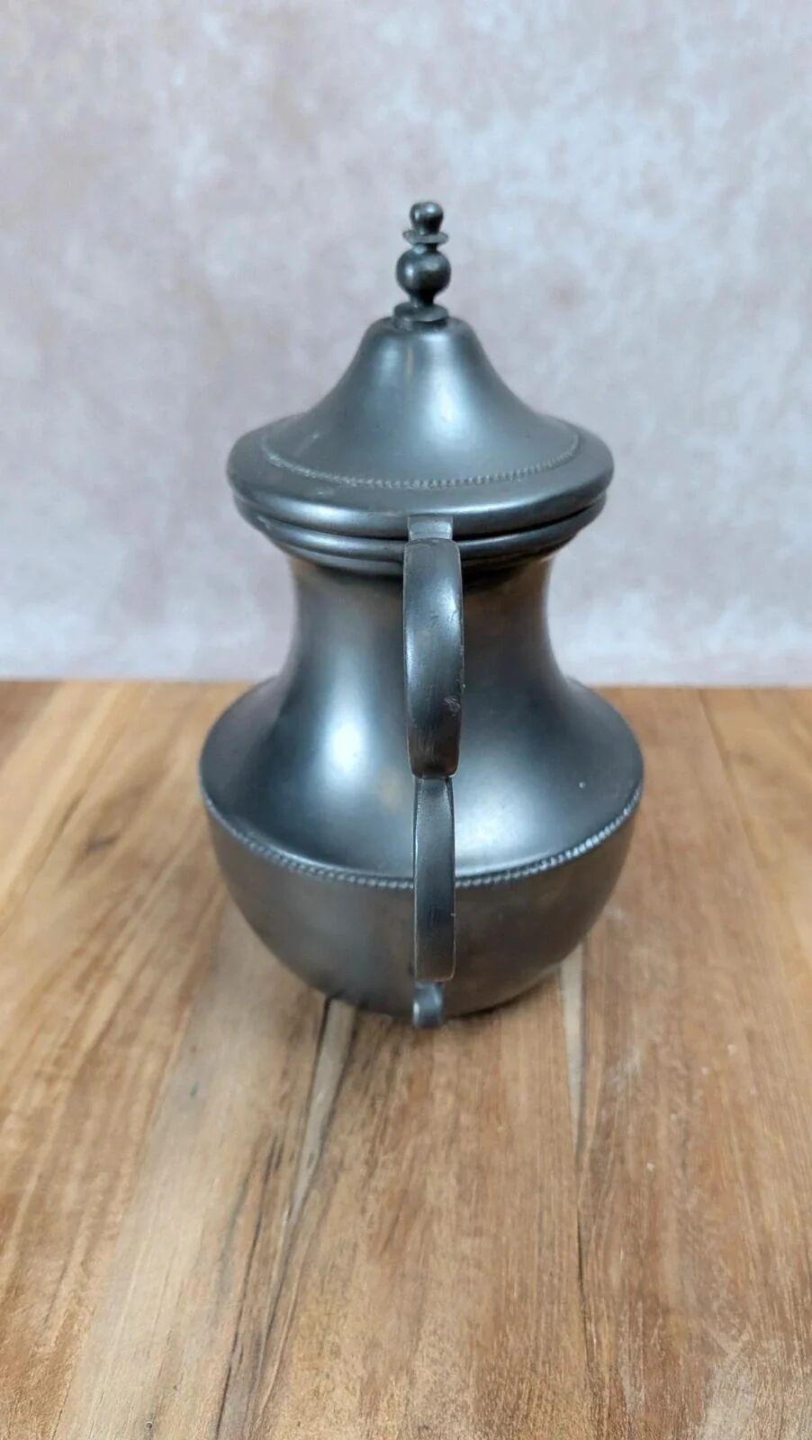 Tin lot – teapot, milk jug & duo of cups/saucers