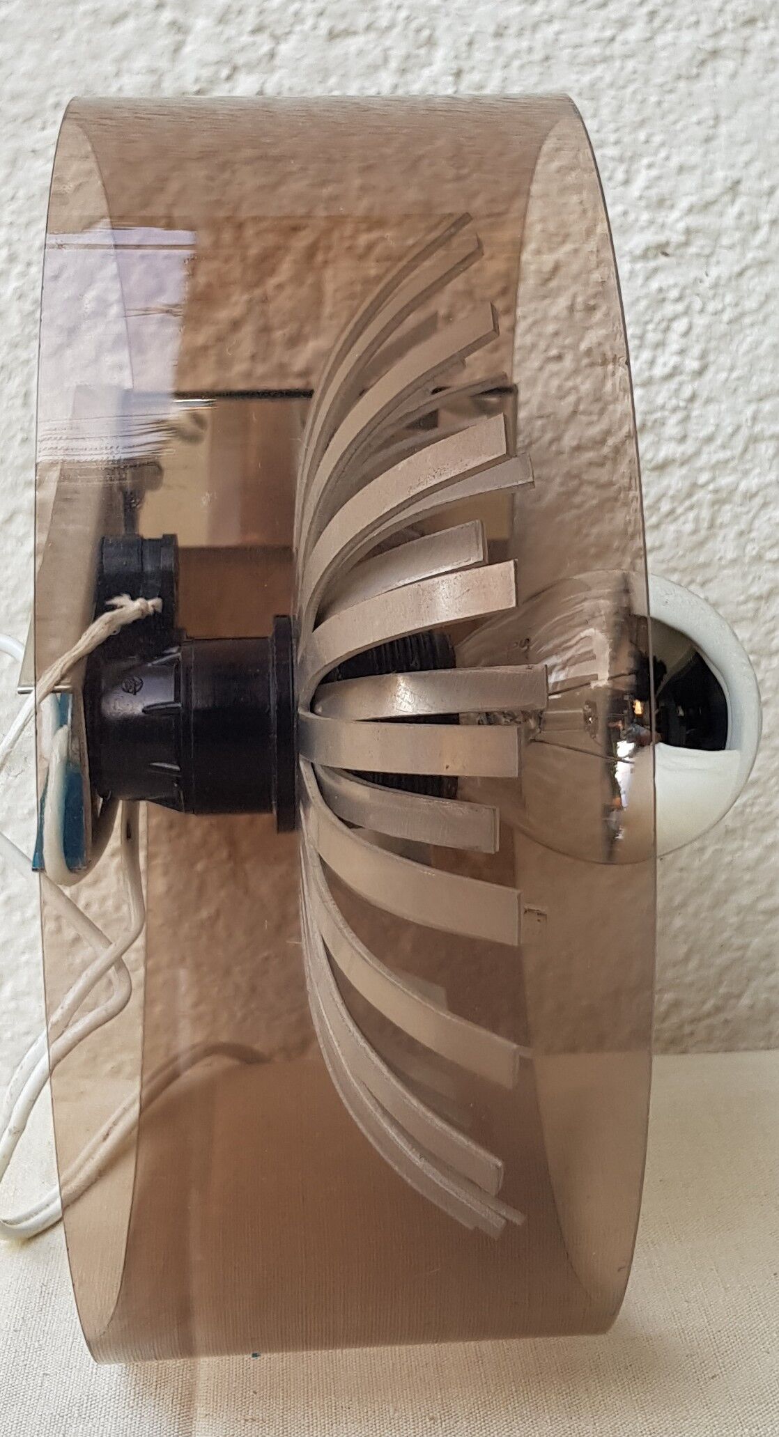 Plexiglas and flower metal wall lamp 70