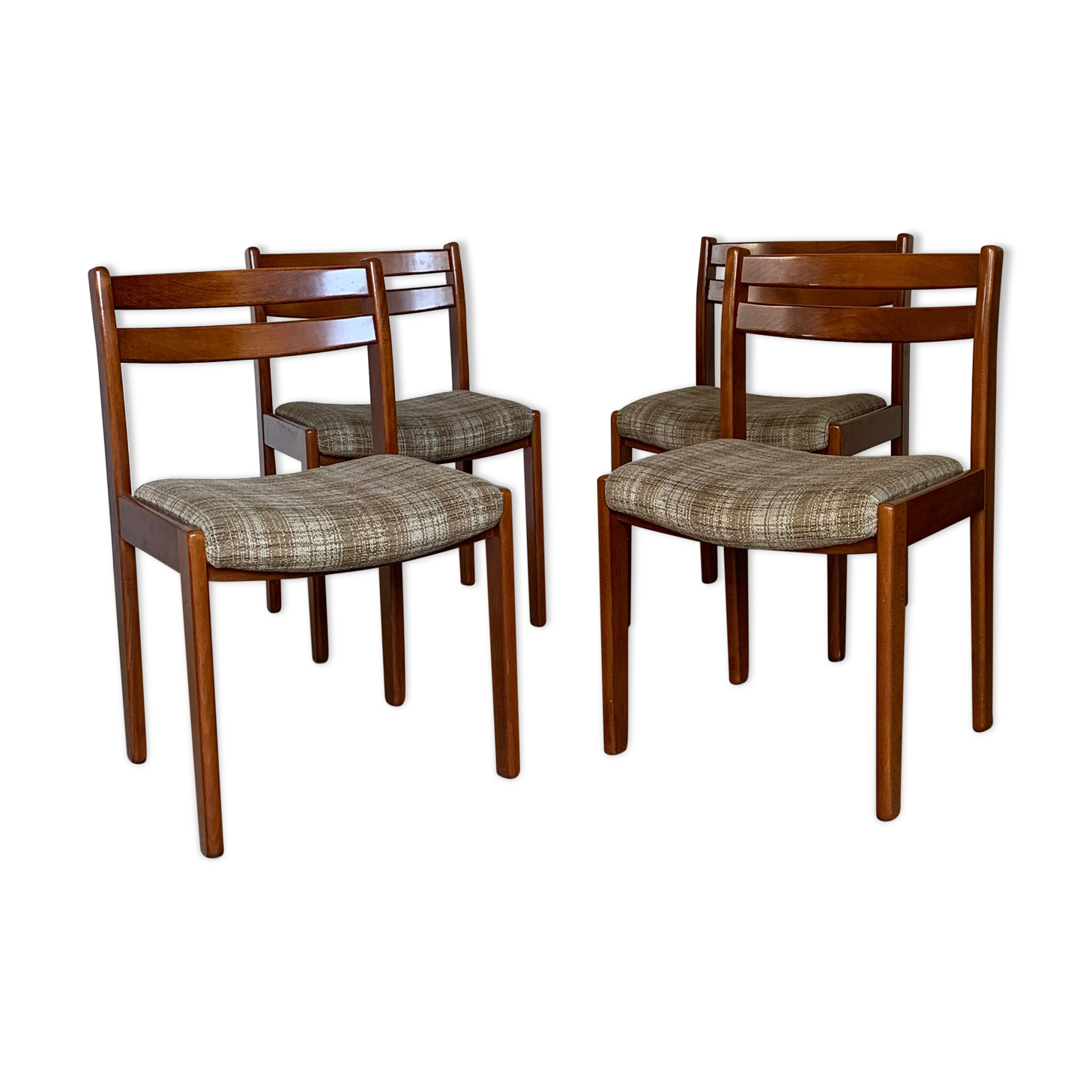 Vintage chairs in antique fabric and wood year 80