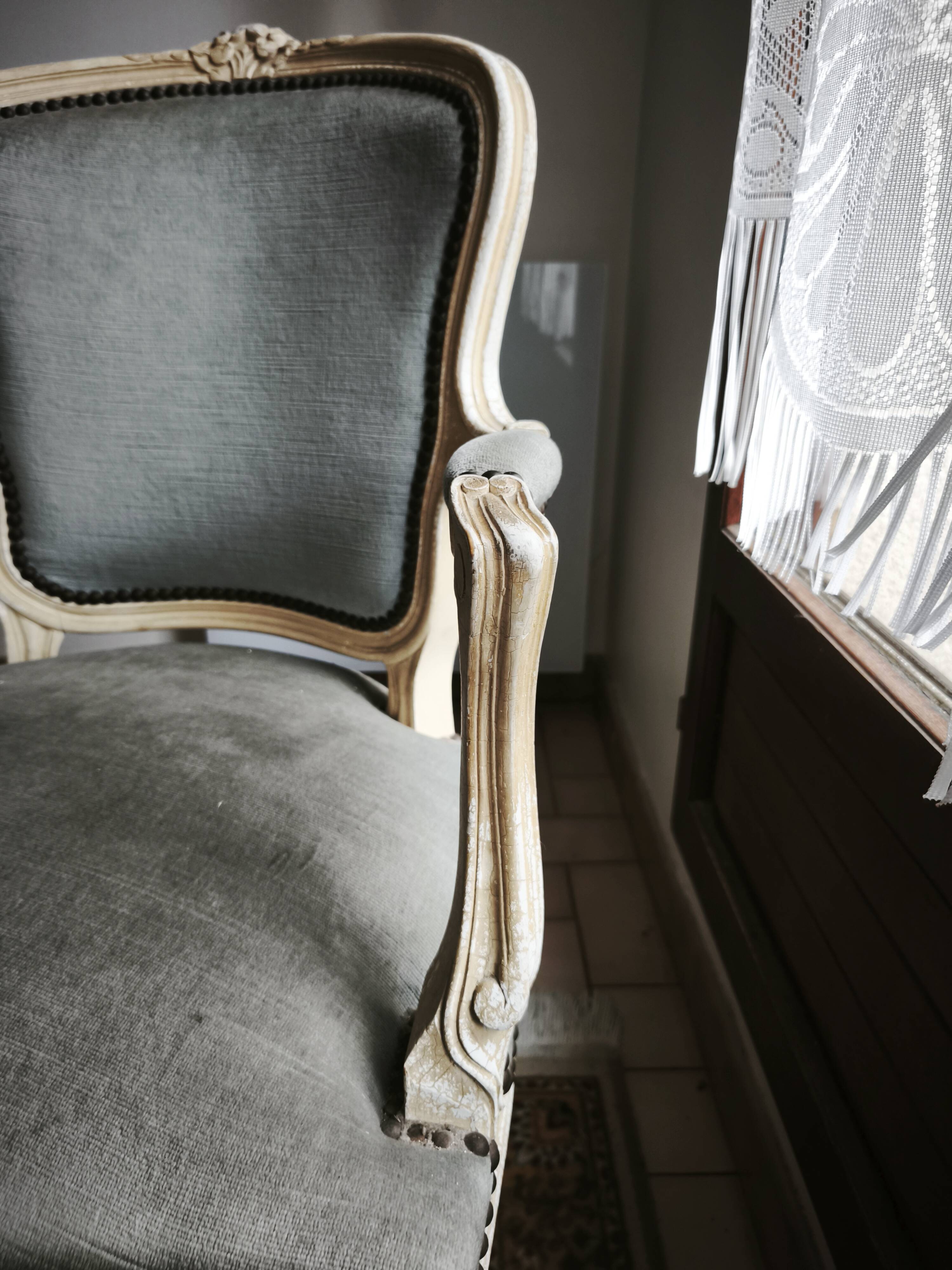 paire fauteuils style louis xv