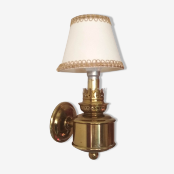 brass wall lamp with its small lampshade