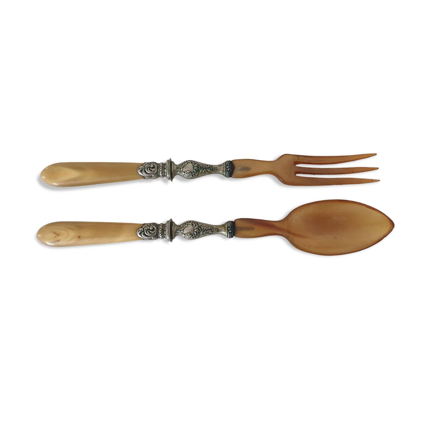 Old horn + silver-plated metal salad servers in their case