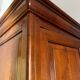 Armoire de style Louis Philippe