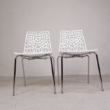 Set of 2 design chairs IGAP, Groove model, 2000s