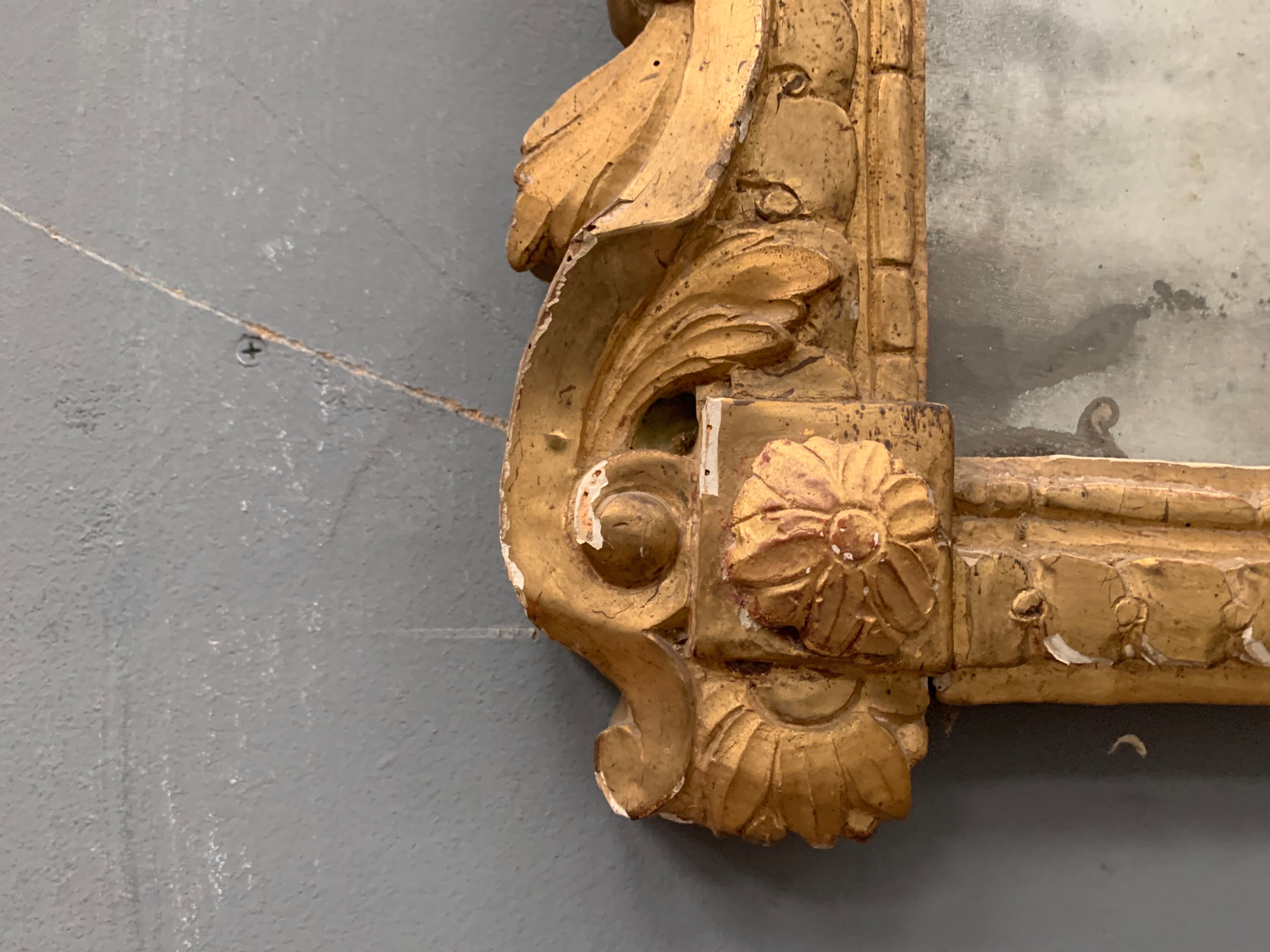 Louis XVI period mirror in gilded wood XVIII century