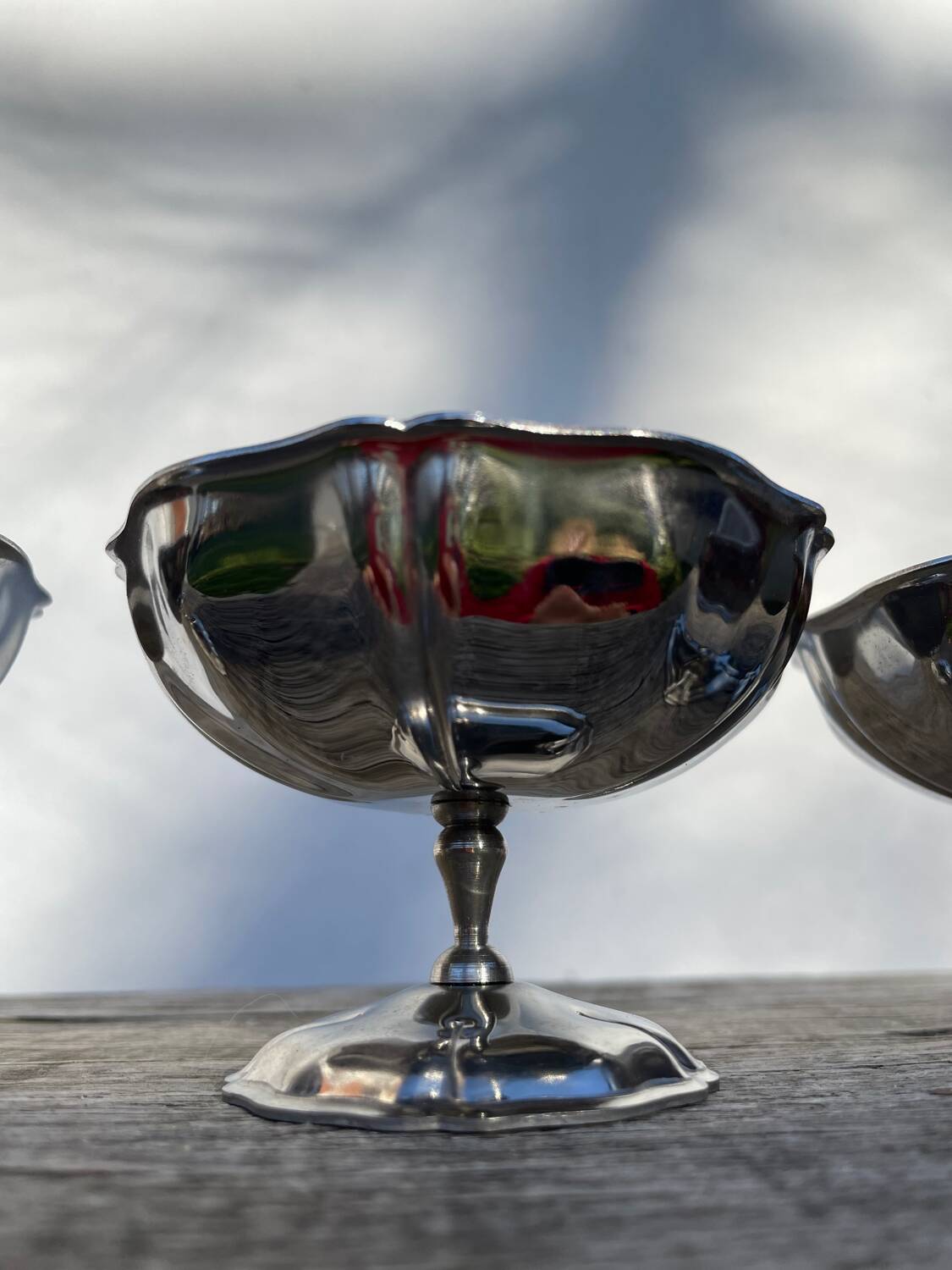 6 stainless steel cups on foot 1970