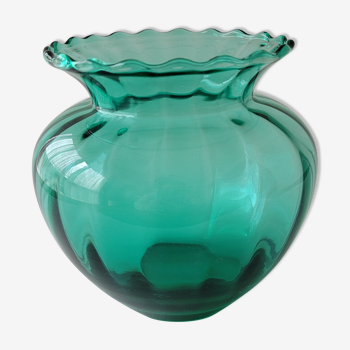 Emerald glass vase serrated edge