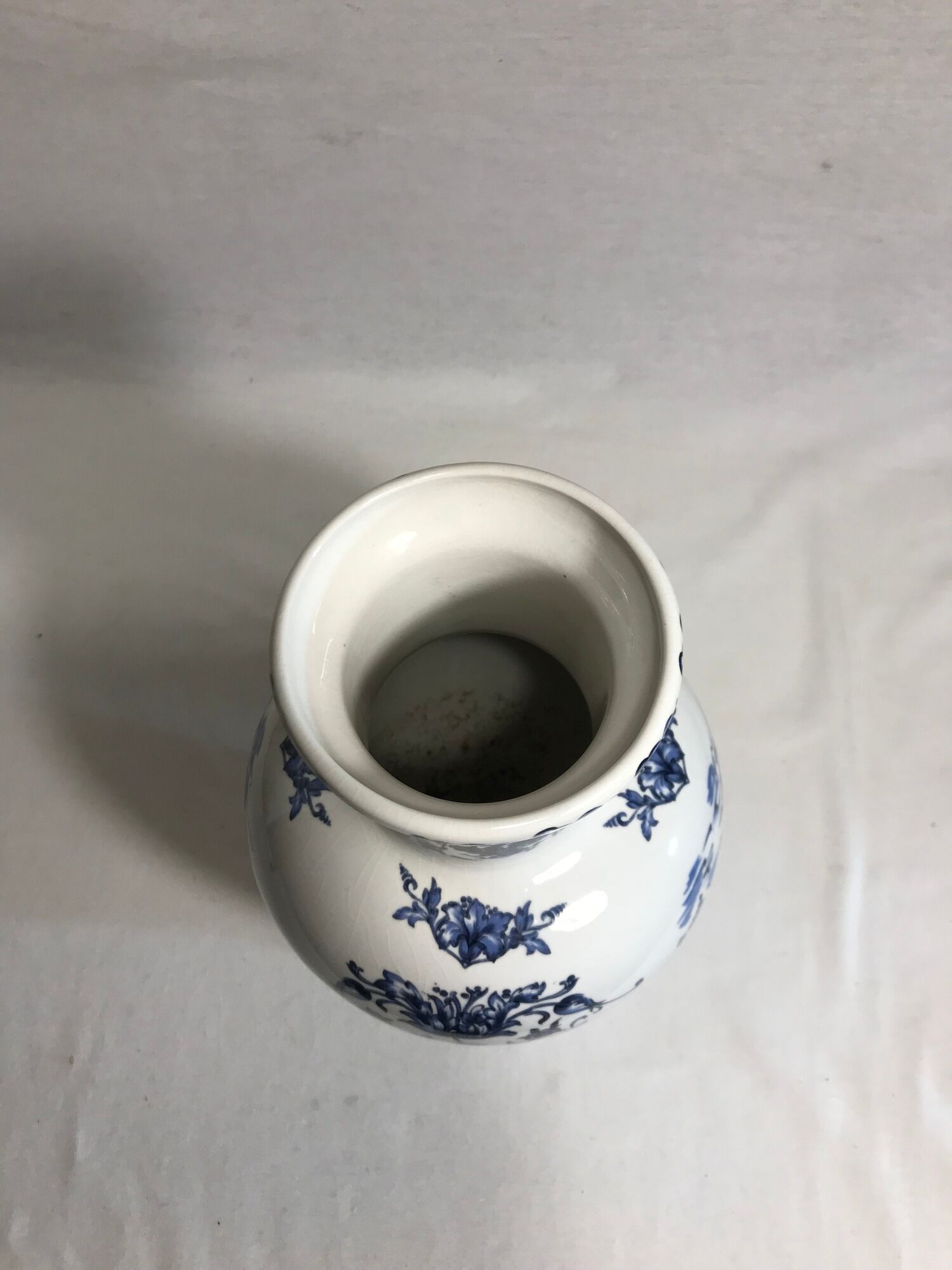 Vase porcelain molen blue & white decoration vintage old