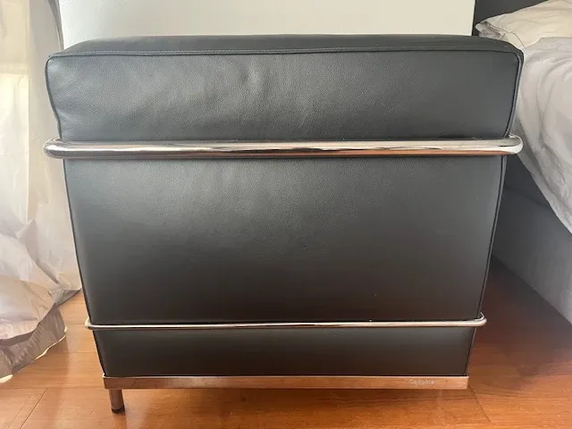 Le Corbusier LC2_LC50 Armchair Pro Collection