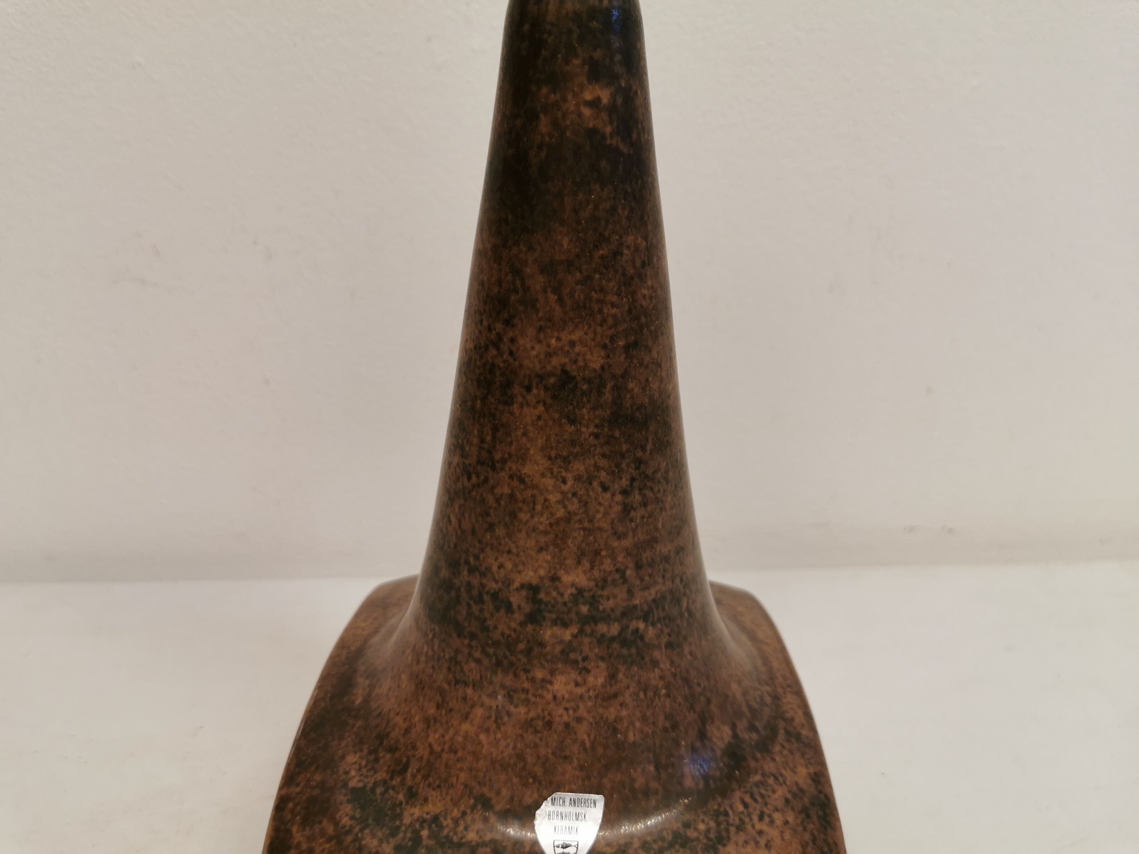 Danish ceramic table lamp, designed by Marianne Starck for Michael Andersen & Sons, 1960