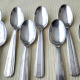 Set of 2 x 6 silver metal spoons 2 different models