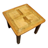 Table basse dessus parquet ancien