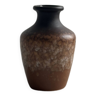 Small ceramic soliflore vase.