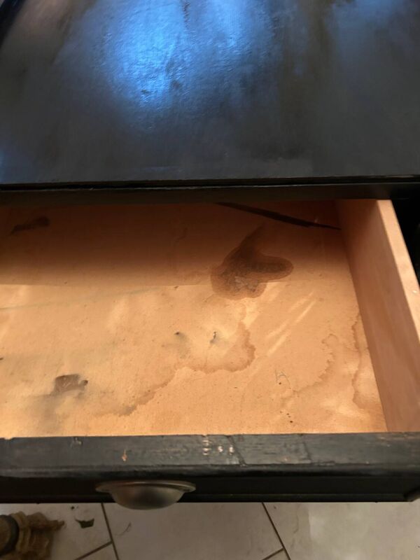 Commode buffet année 60 cuir et bois