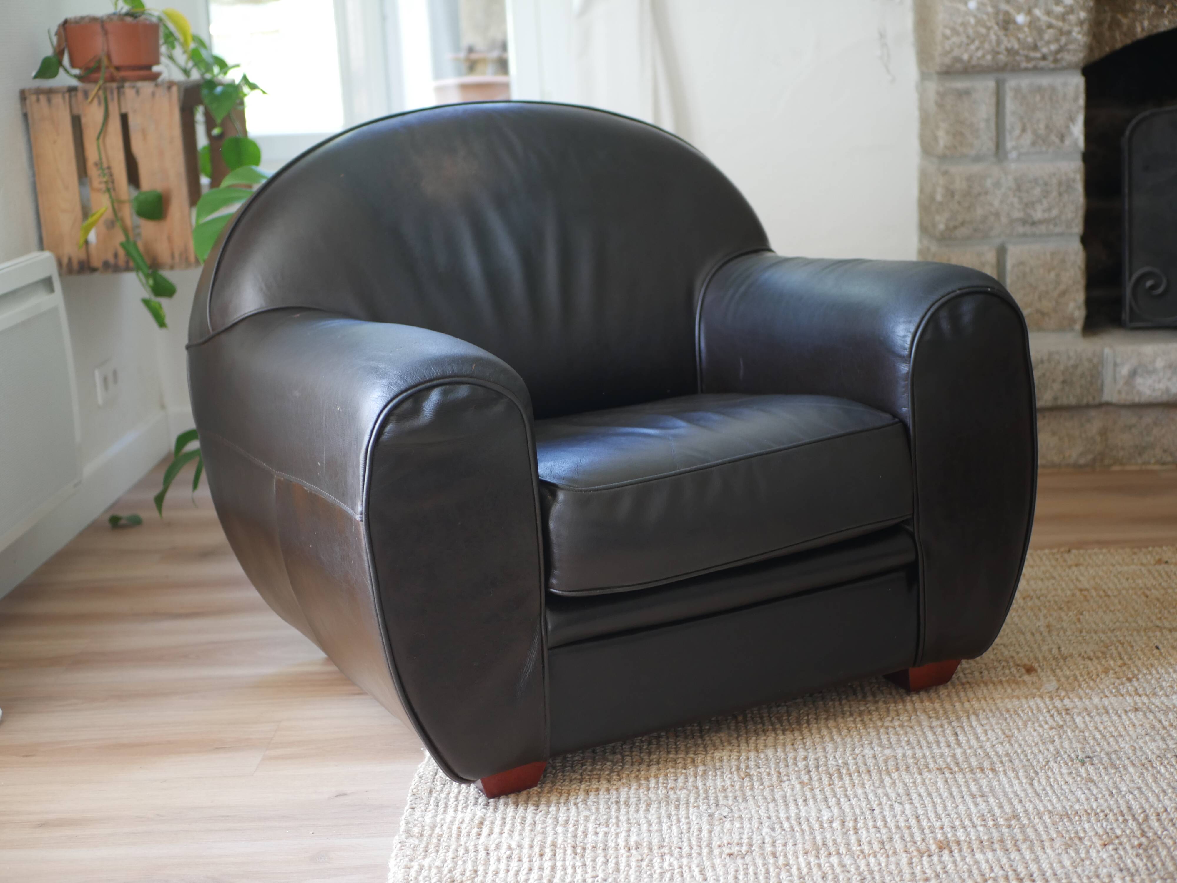 Black leather club chair