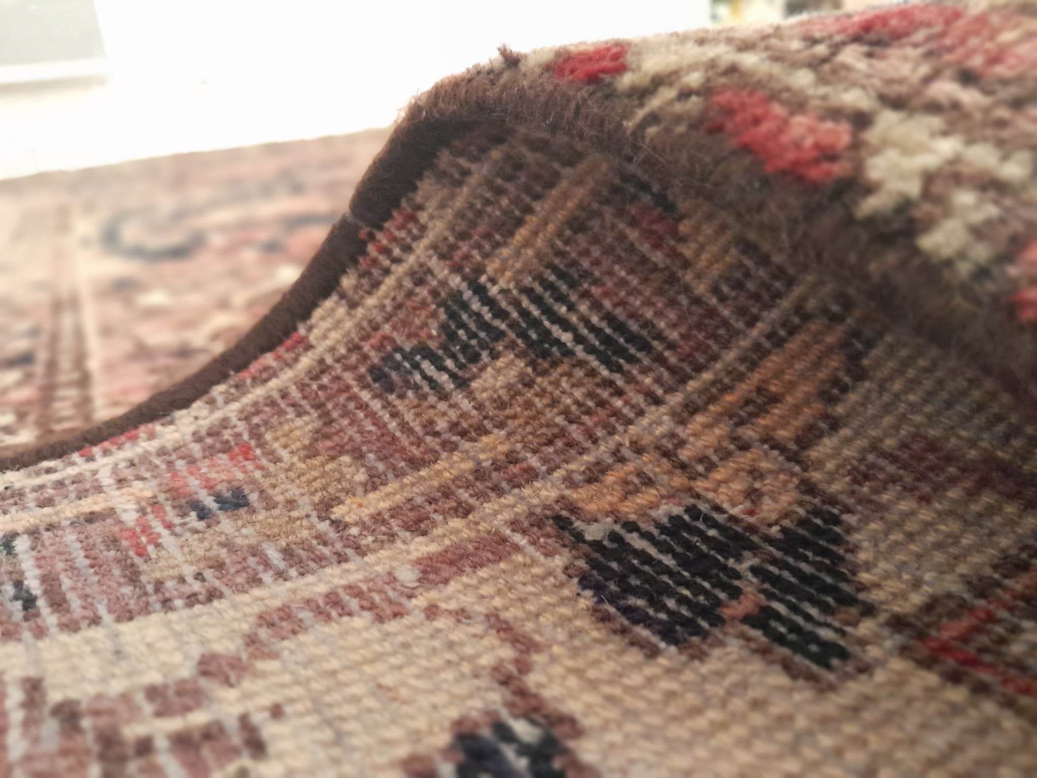 Handmade Persian Bachtiar rug 295x218cm