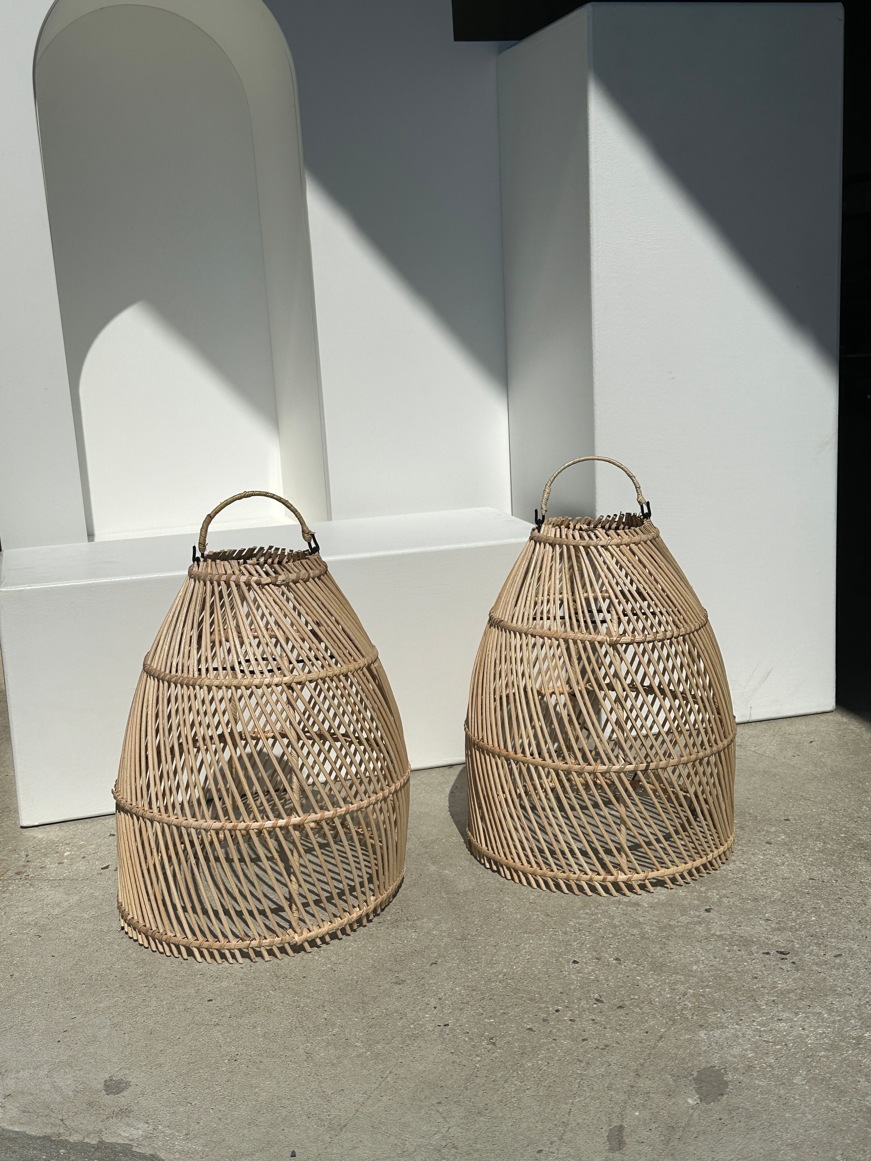 Suspension en rotin en forme de cloche d25 h28