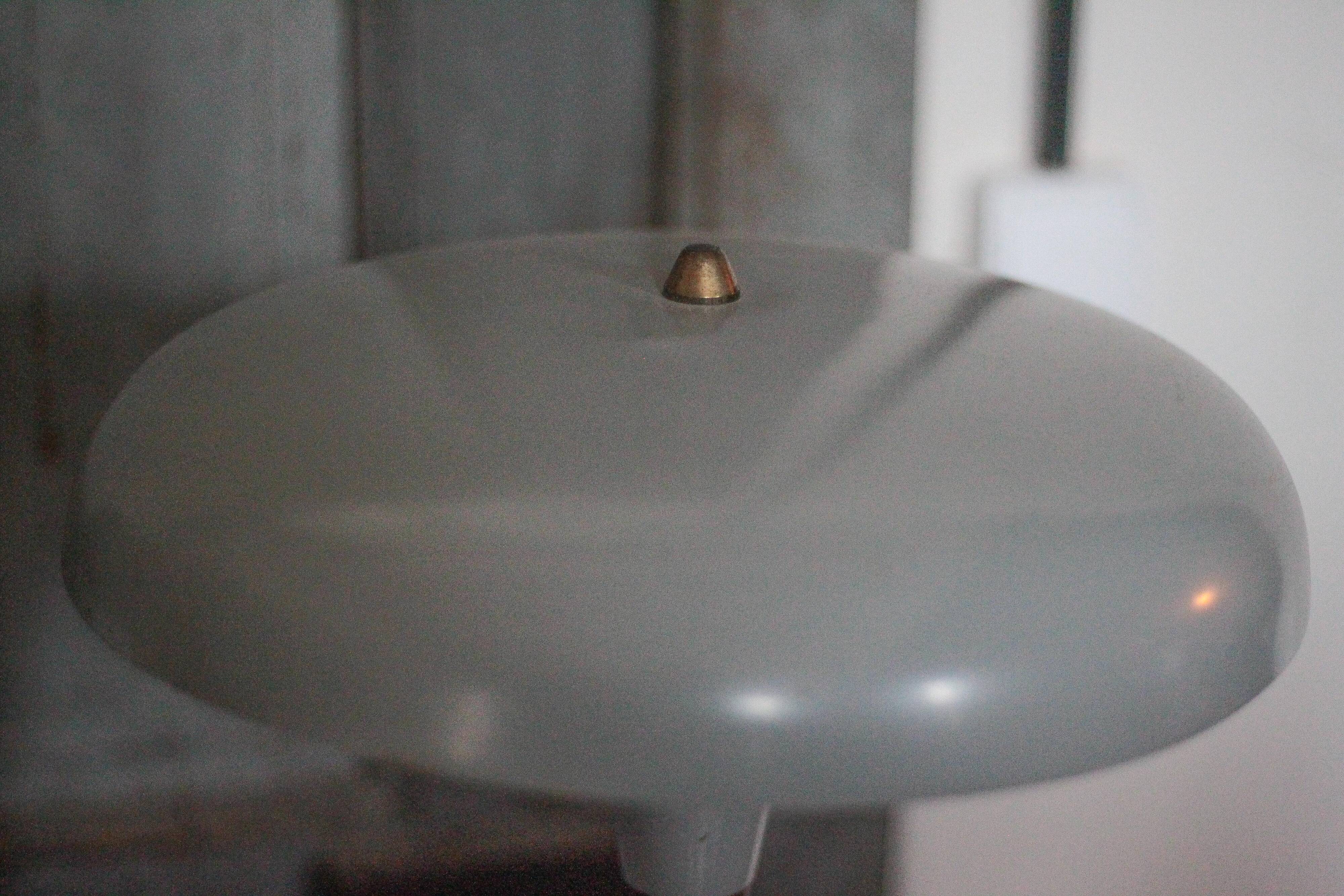 Pair of tripod lamps, 1950s design, bedside lamp, decor.