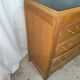 Pretty chest of drawers with 4 compass-legged oak veneer drawers