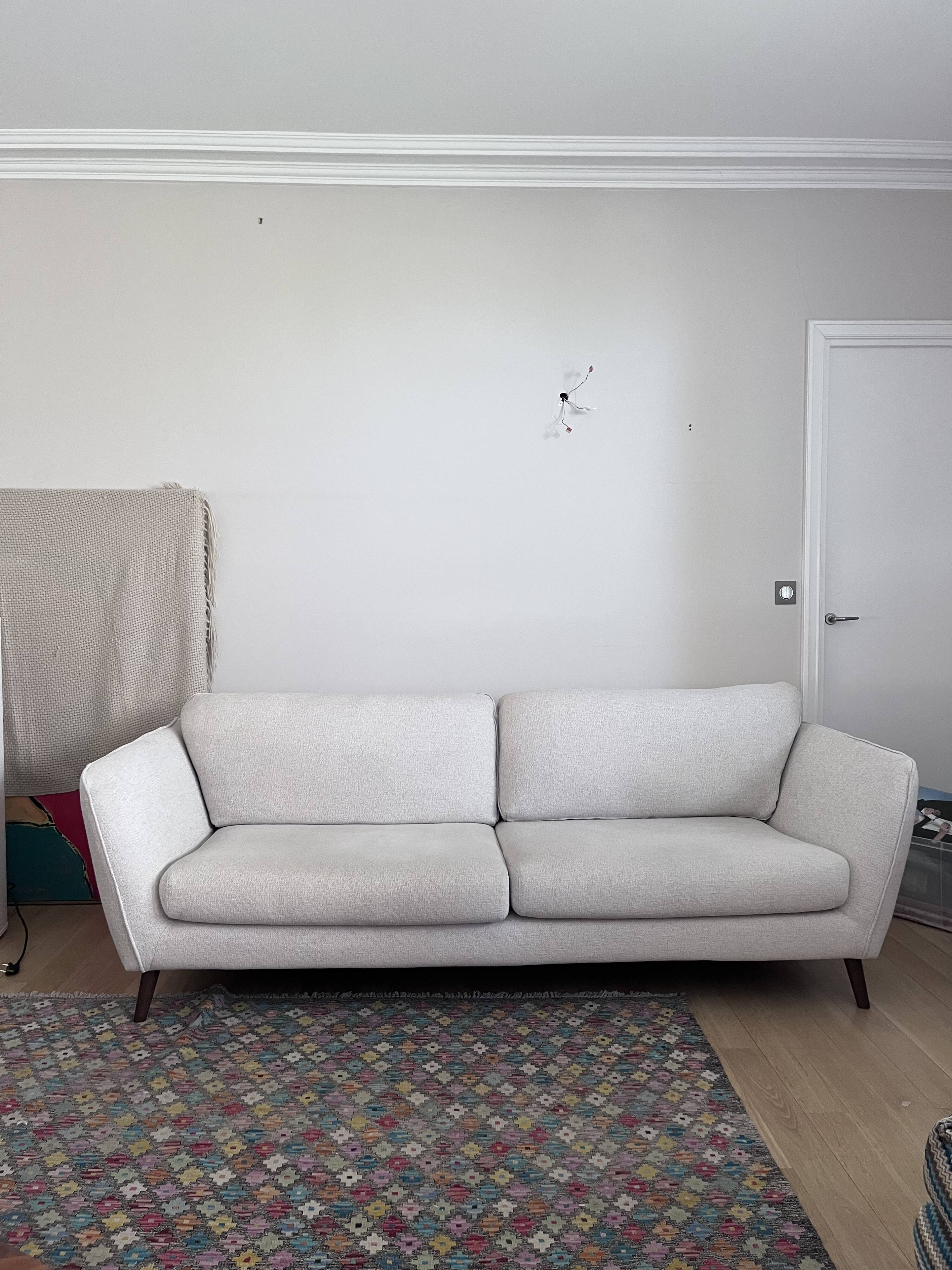Three-seater sofa