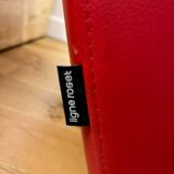 Rocking-chair en cuir rouge ligne roset