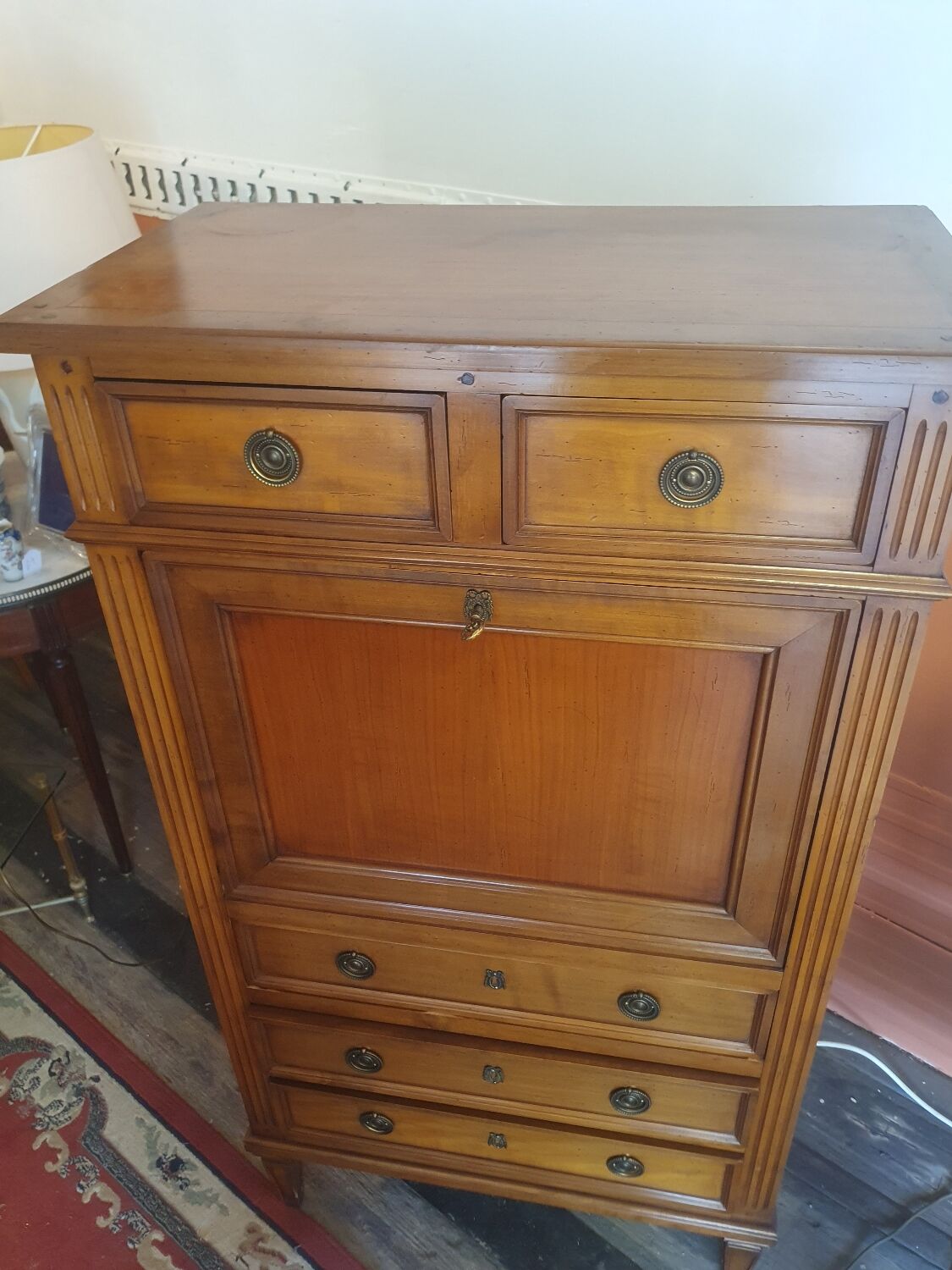 Secrétaire de style Louis 16
