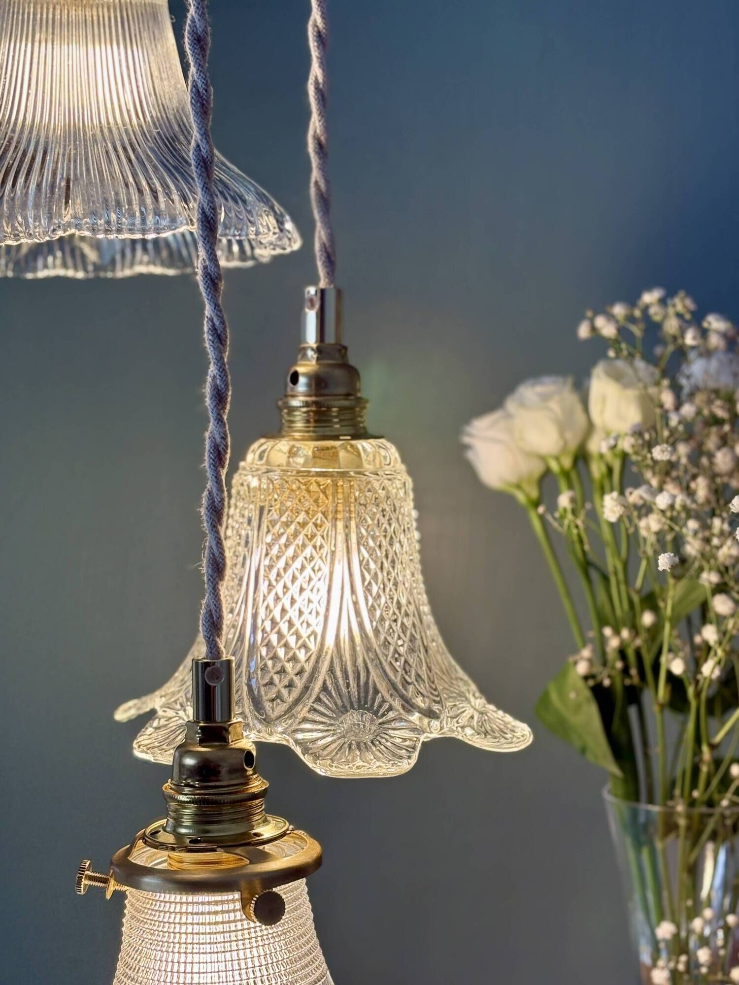 Vintage triple tulip pendant light in chiseled glass and holophane
