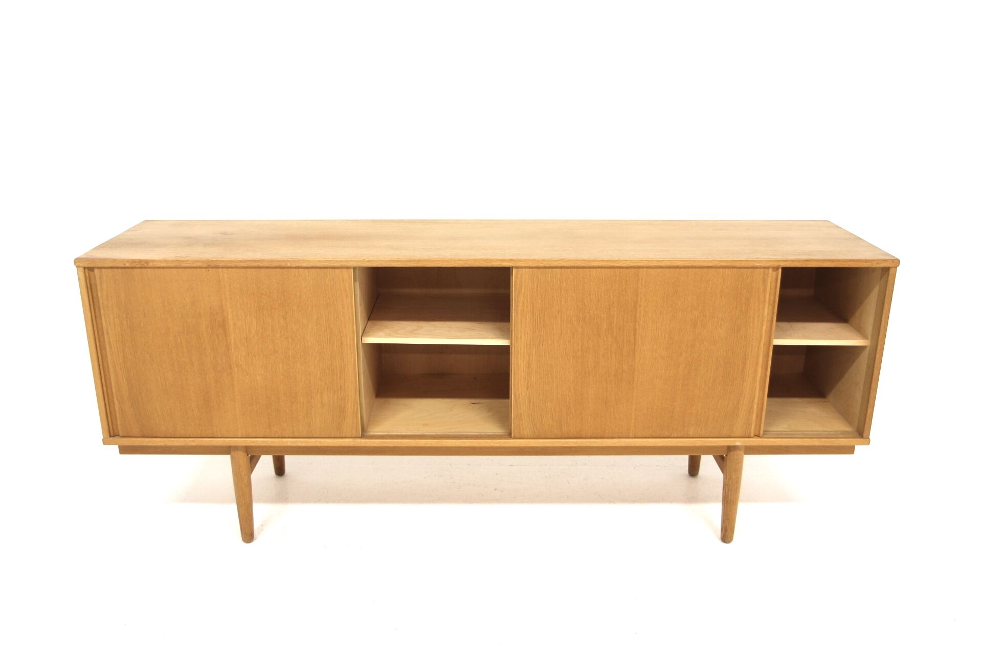 Scandinavian oak sideboard, Abra Möbelfabrik, Taberg, Sweden, 1960
