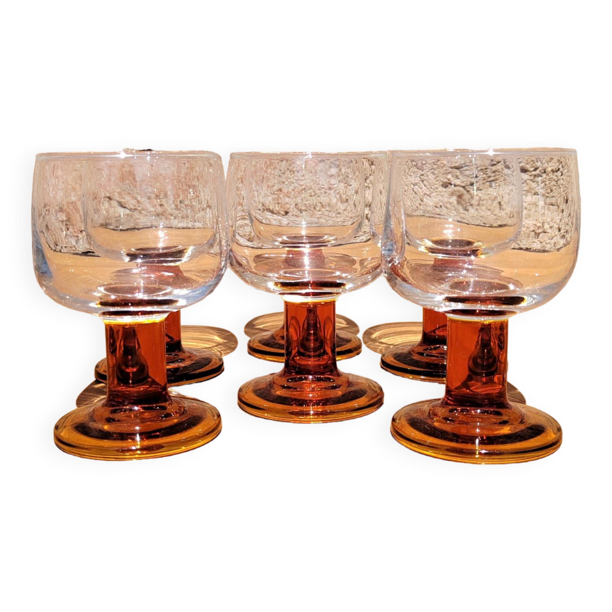 Suite of 6 wine glasses 70s