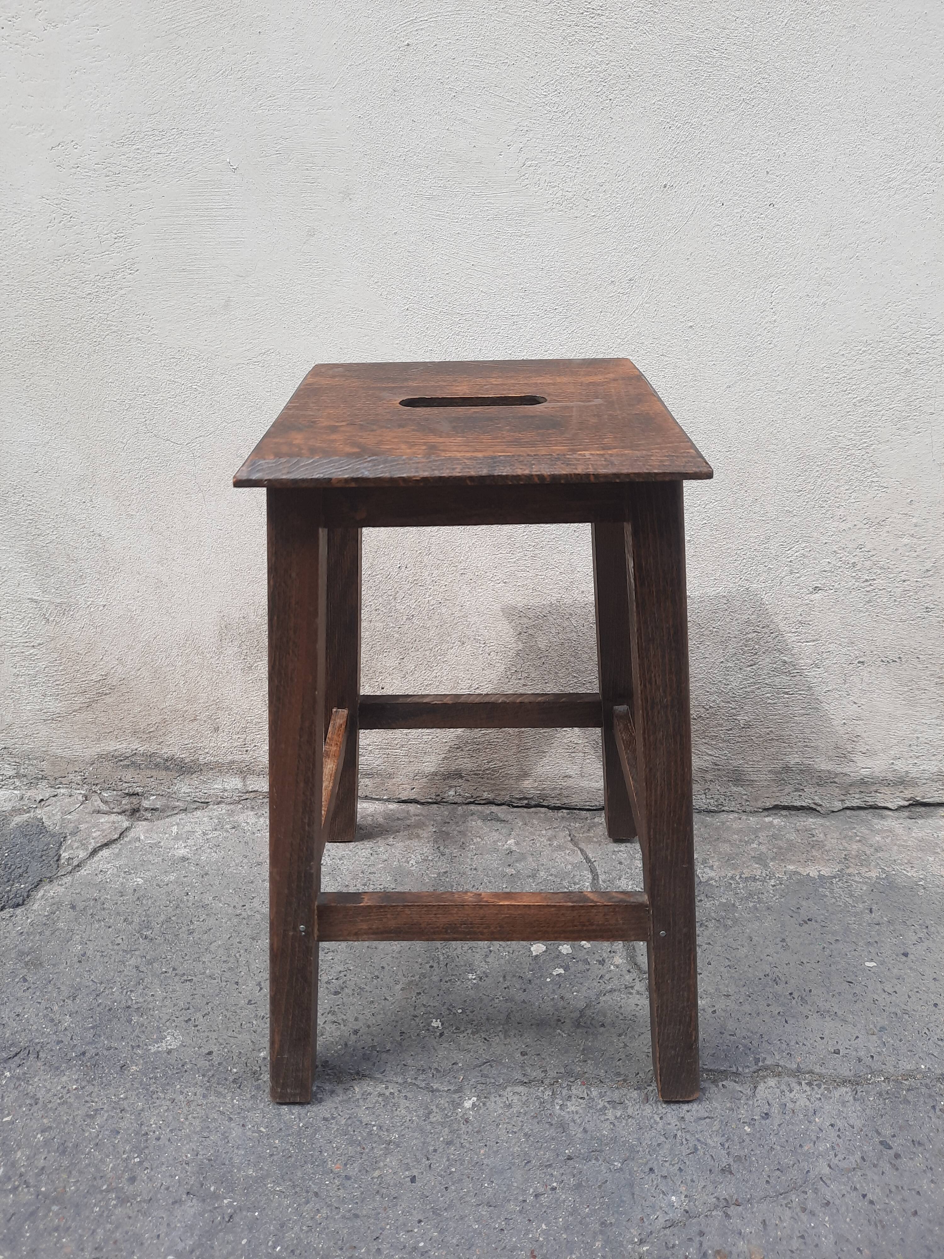 Workshop stool