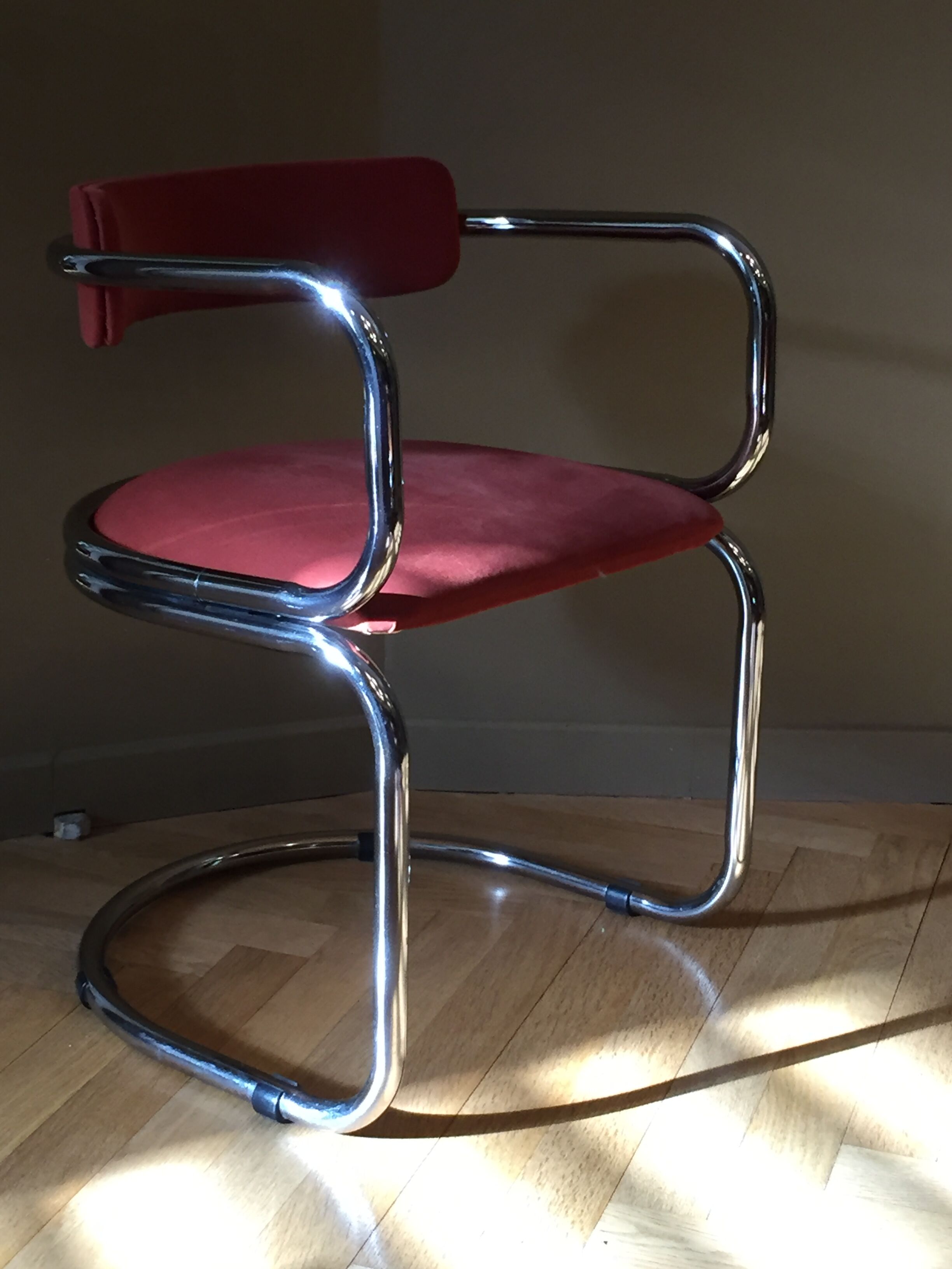 Victoria vintage chair year 70 fabrics