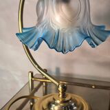 small brass lamp 29x20 pretty tulip lace glass elec ok