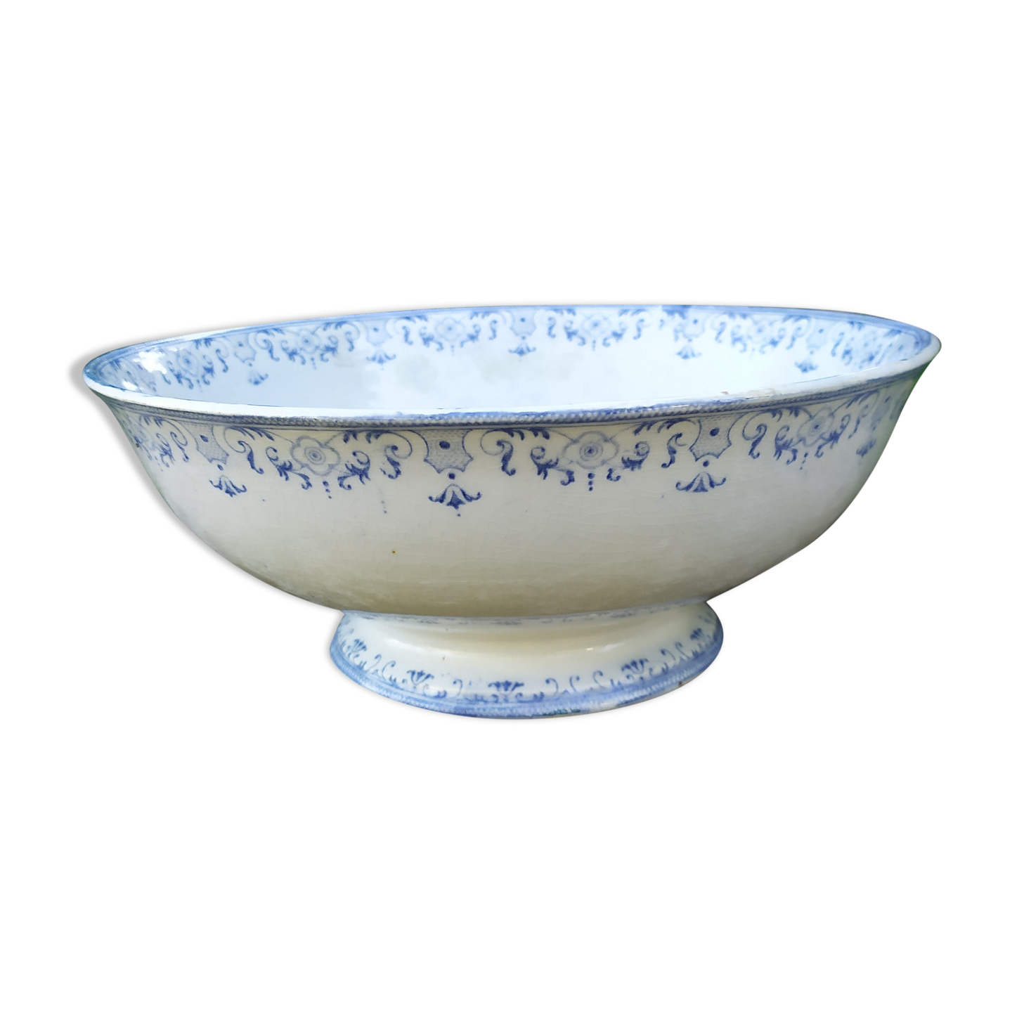 Iron earth salad bowl