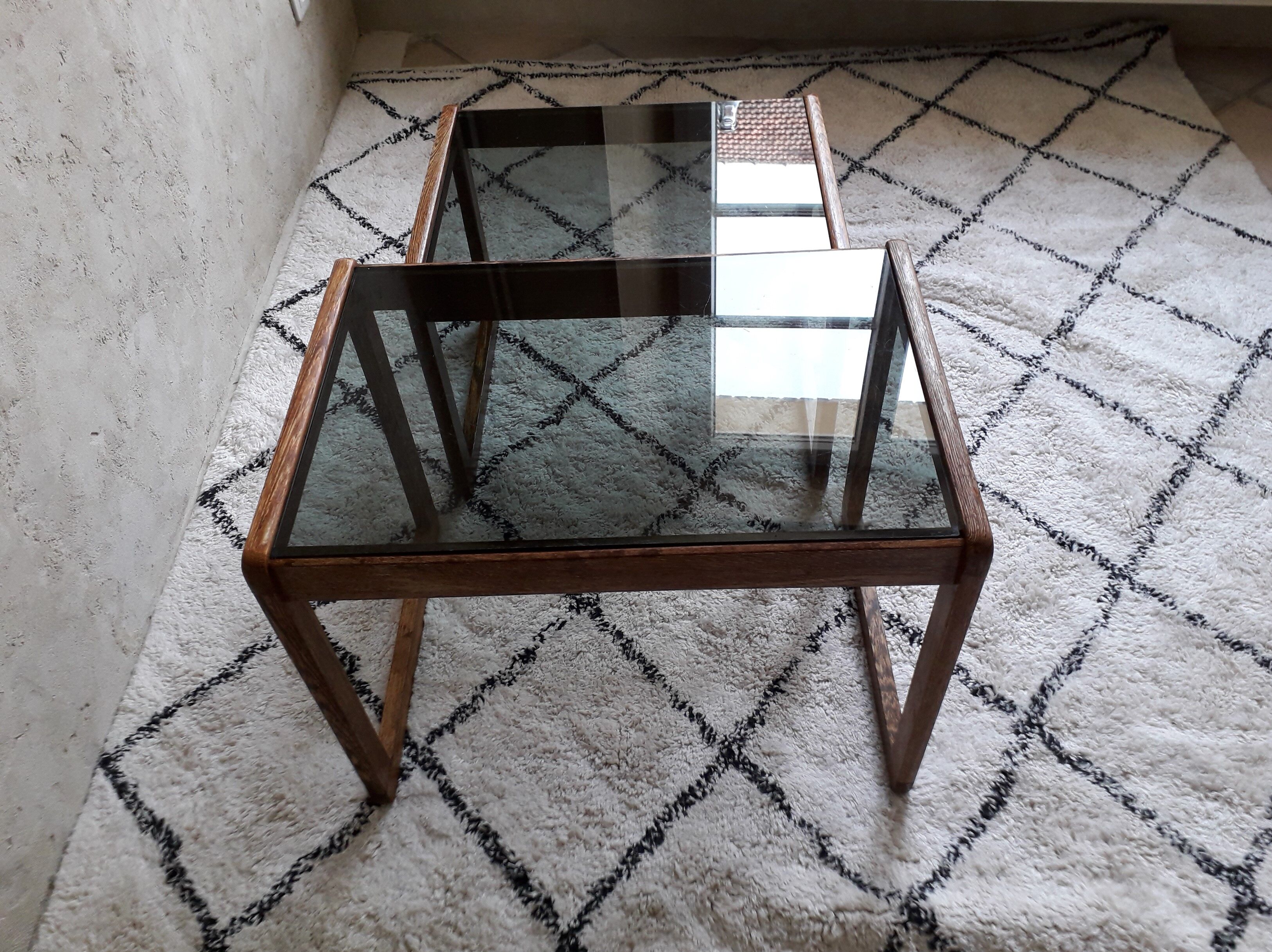 Giggled coffee tables