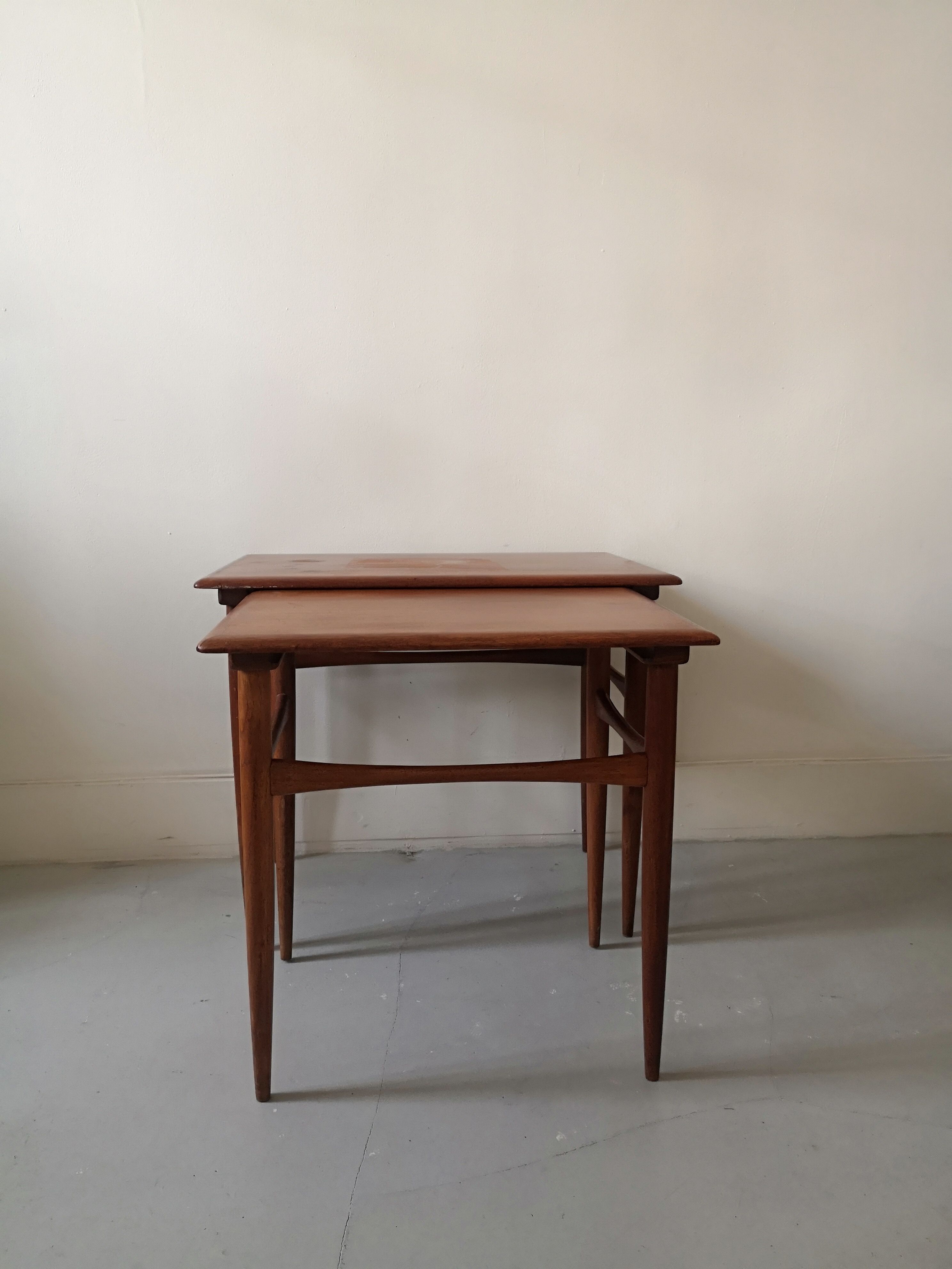 Table gigogne scandinave en teck veritable, 1970