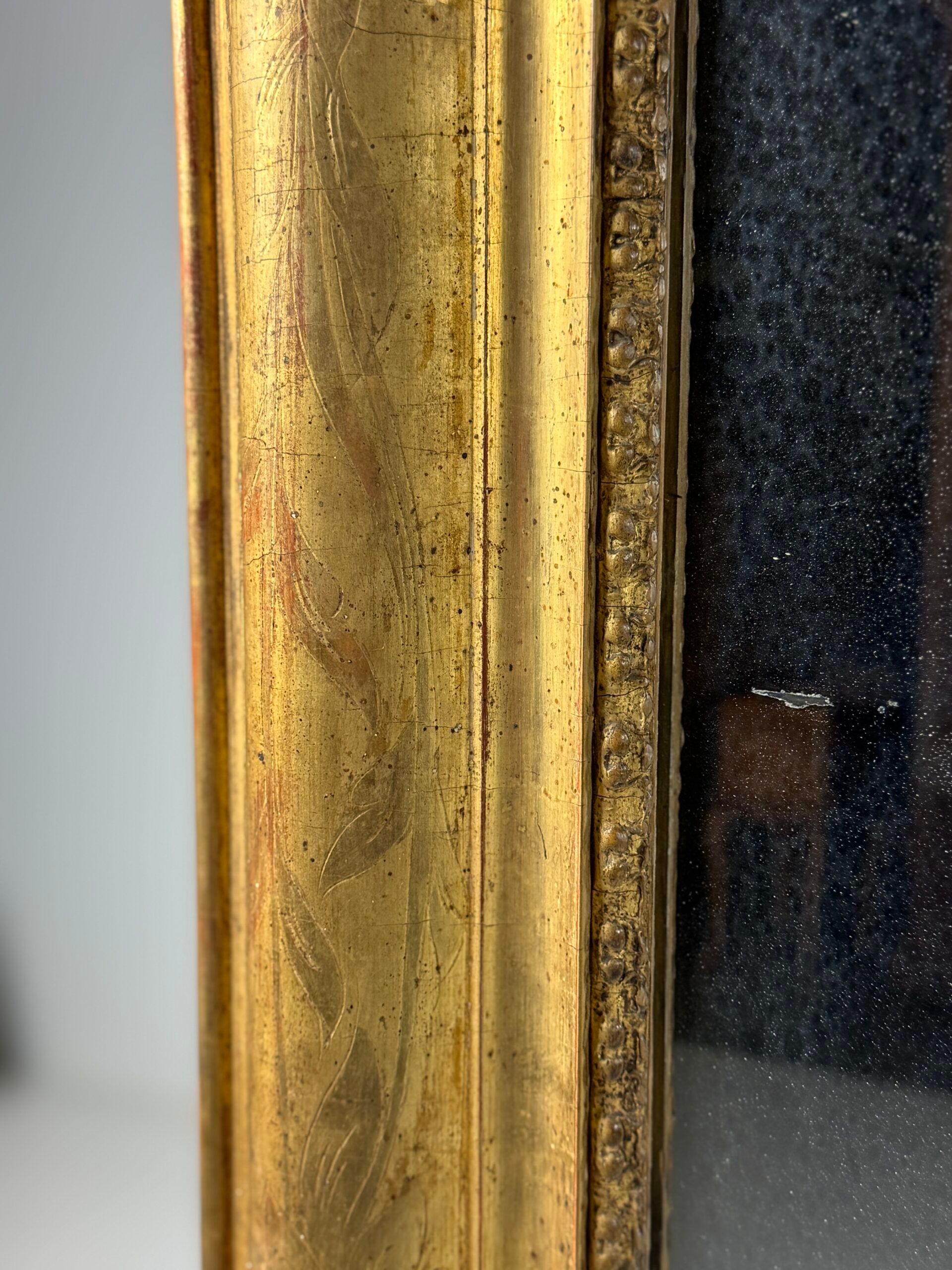 Ensemble de 2 miroirs dorés antiques français du 19ème siècle