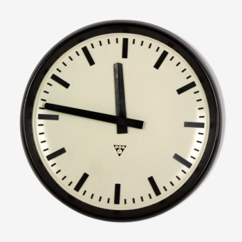 Clock by Pragotron, 1950