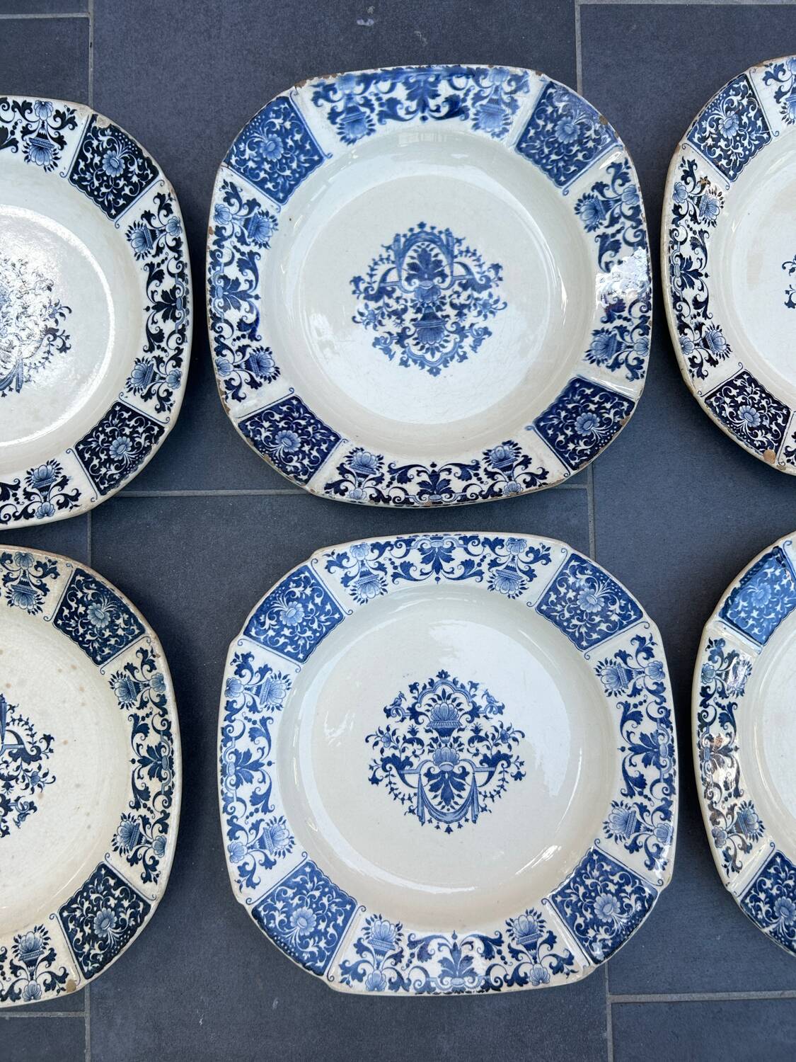 6 Terre de Fer Gien Ibis plates