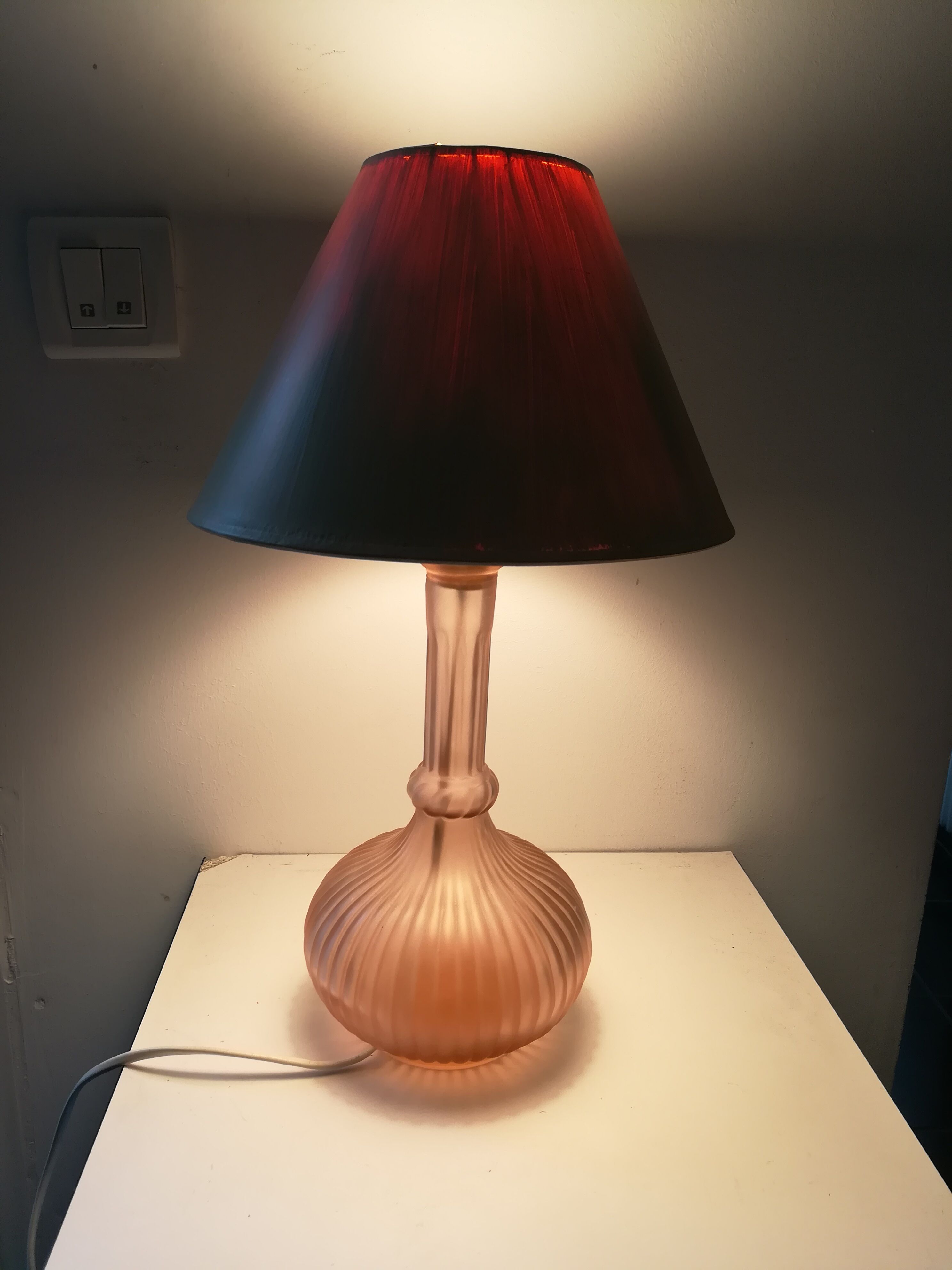 Frosted glass art deco lamp