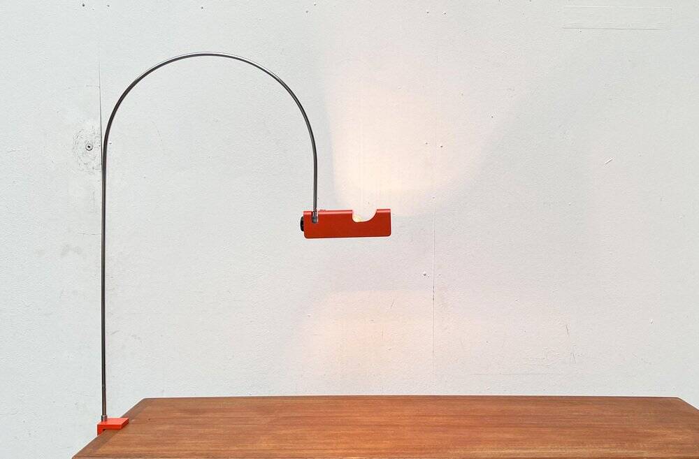 Mid-century modern space age spider arc table lamp, 1960s.