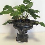 Cast-iron Medici vase
