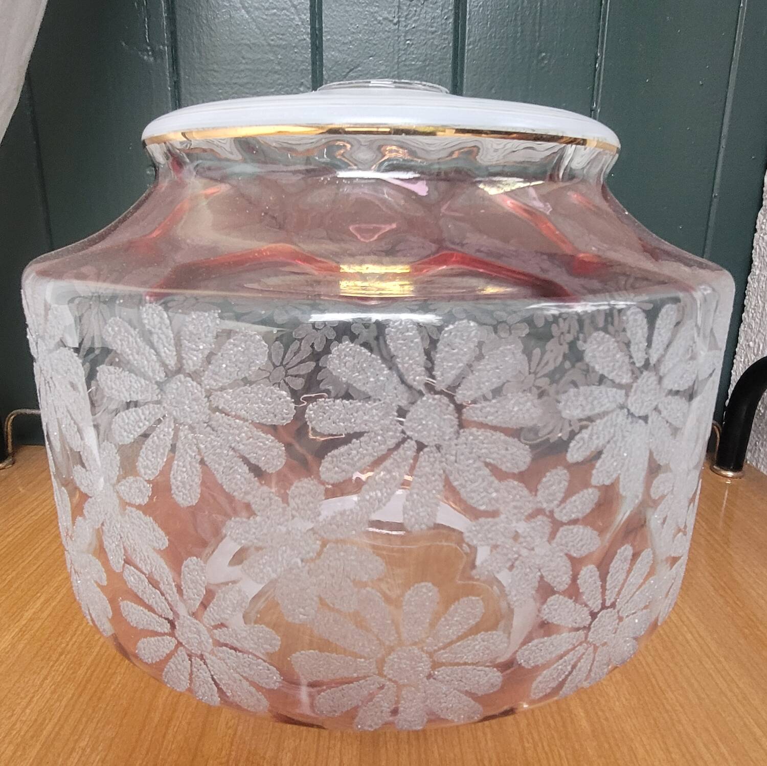Pink pearlescent glass lampshade with floral relief decoration – 1950s