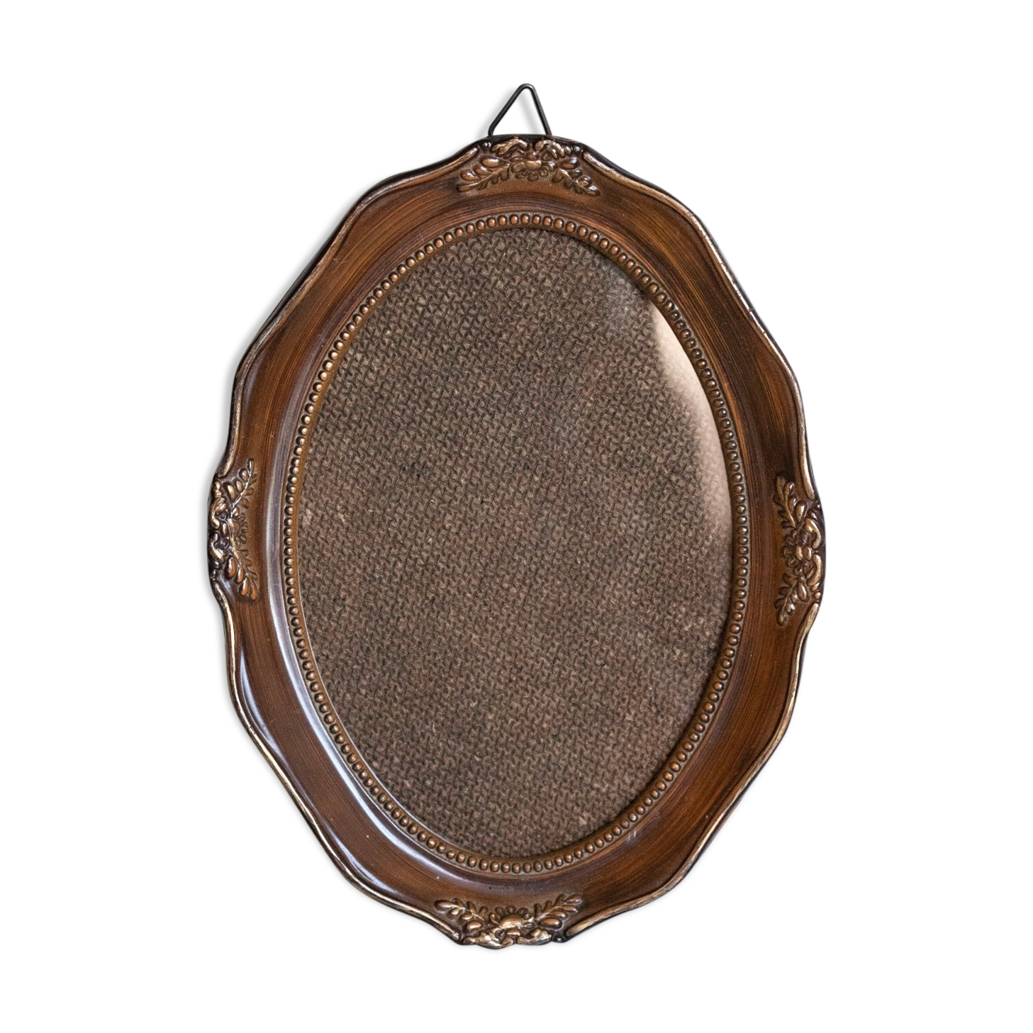 Vintage oval frame