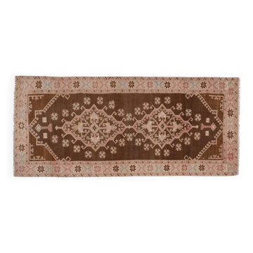 Tapis de couloir turc vintage
